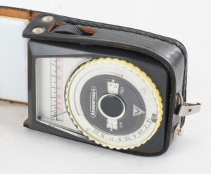 Leningrad 4 Light meter in Case & Lanyard c1968