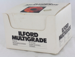 Ilford Multigrade Filter set, 8.9cm, Below Lens Kit