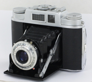 Agfa Isolette L Folding Camera in Case