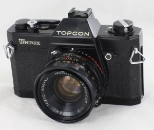 Topcon Unirex 35mm Camera c/w Topcor 50mm f2 & ER Case