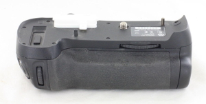 Nikon MB-D12 Battery Grip Boxed